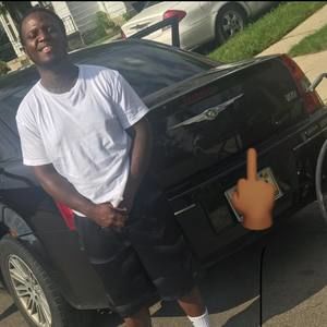 Meet your Posher, Derrick